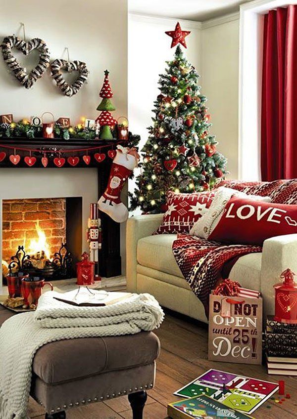 Living Room Christmas Decor